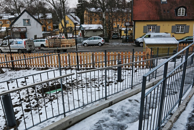 railings outside