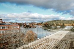stikla margas terasei