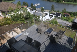 räcken, glass, toget, racken av rostfrittb stal